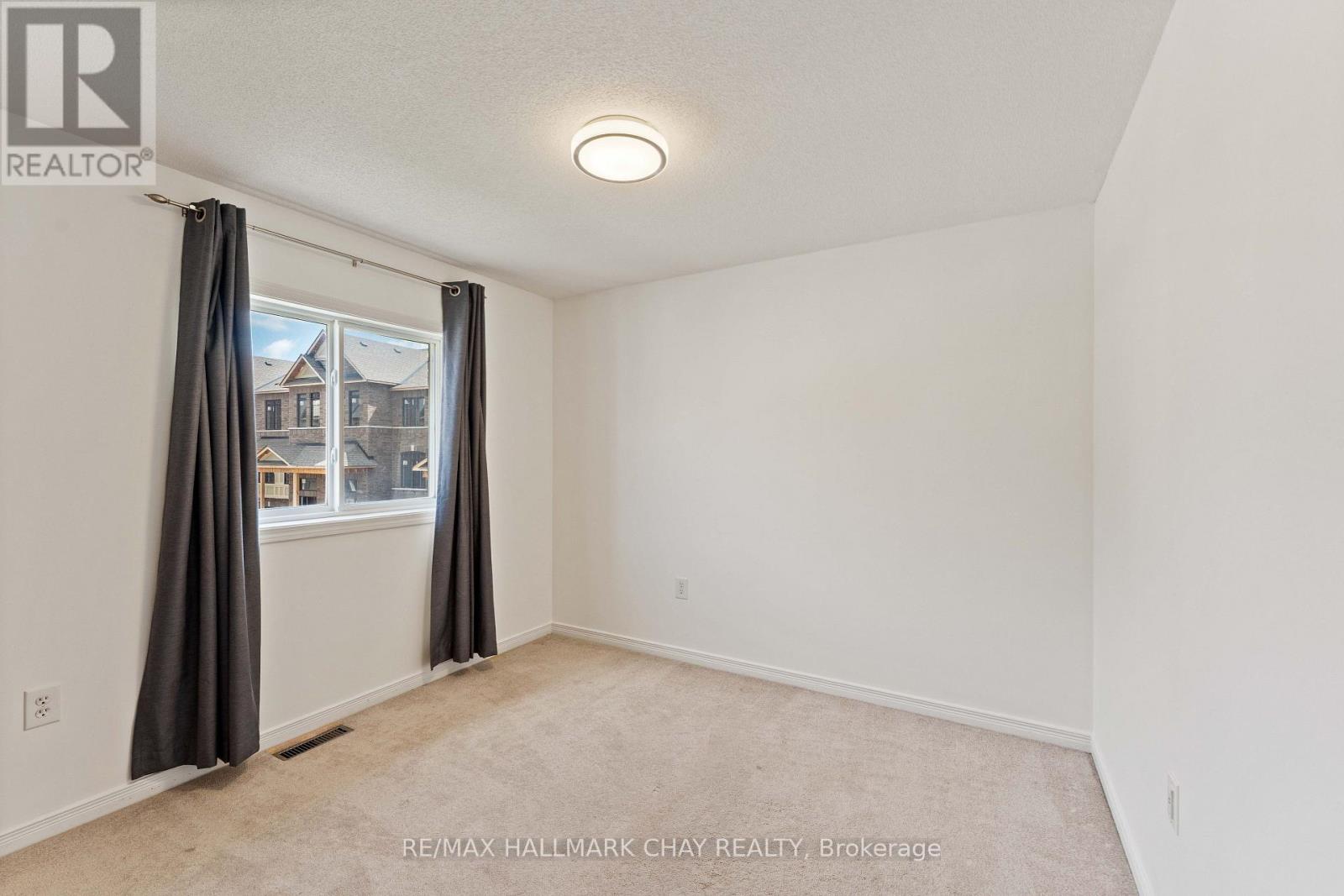 2035 Swan Street, Innisfil, Ontario  L9S 0B5 - Photo 16 - N13722382
