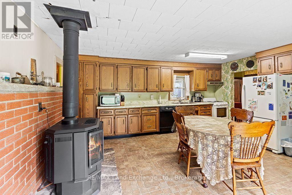 53 Concession 4 Road, Saugeen Shores, Ontario N0H 2C5 - Photo 14 - X13723084