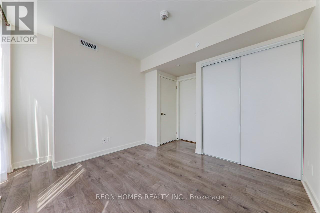 910 - 2 Sonic Way, Toronto, Ontario  M3C 0P2 - Photo 16 - C13723132