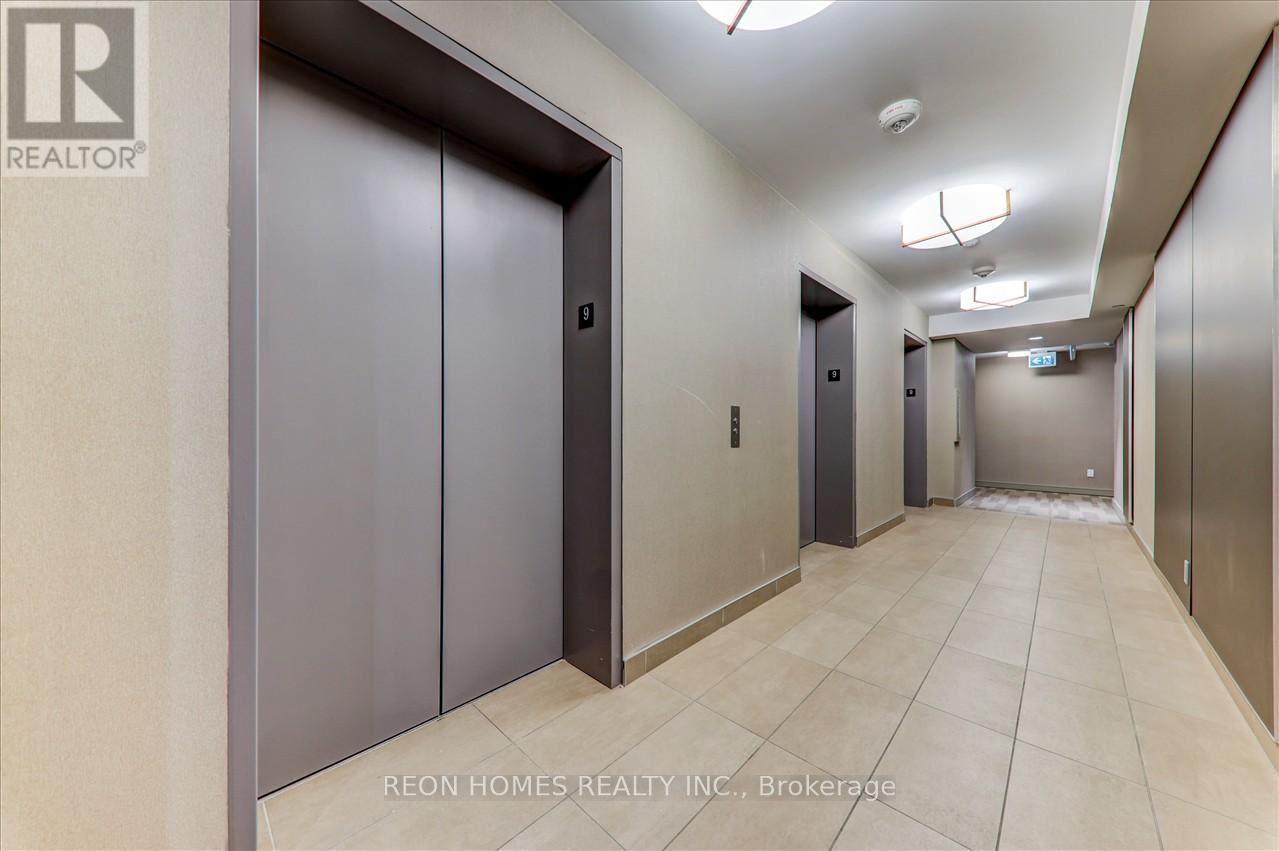 910 - 2 Sonic Way, Toronto, Ontario  M3C 0P2 - Photo 4 - C13723132