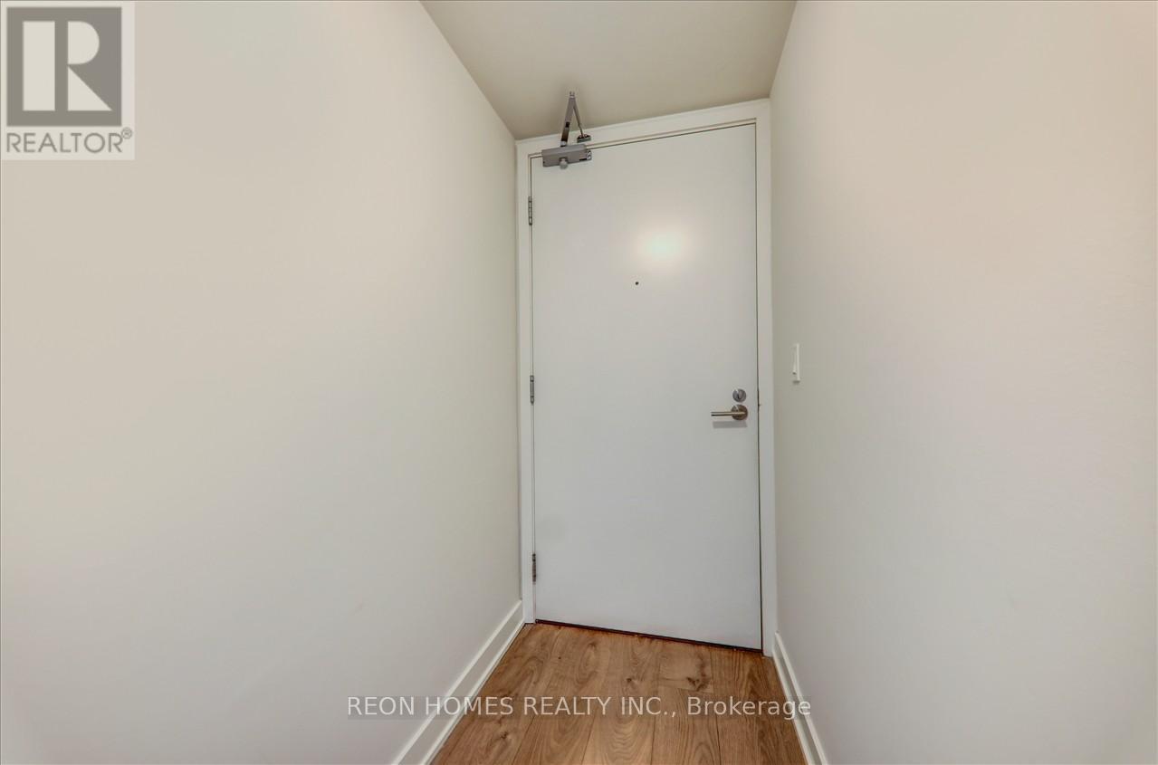 910 - 2 Sonic Way, Toronto, Ontario  M3C 0P2 - Photo 6 - C13723132