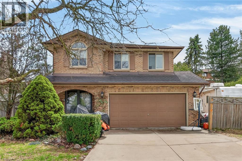 249 LLOYMINN Avenue, Ancaster, Ontario