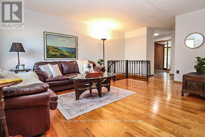 1561 Cherryhill Road, Peterborough, Ontario K9K 1A7 - Photo 11 - X13723142