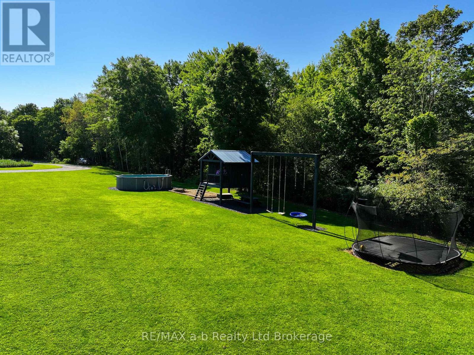 631 Windham 2 Road, Norfolk, Ontario  N0E 1R0 - Photo 8 - X13423314