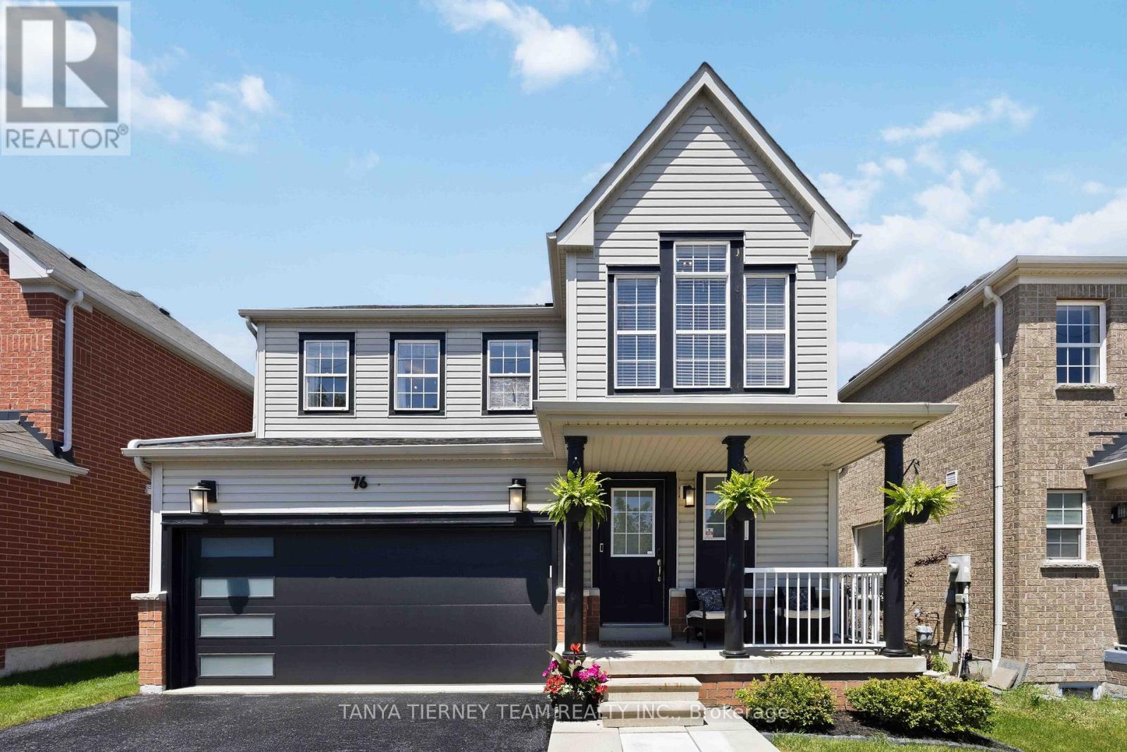 76 VIPOND ROAD, Whitby, Ontario