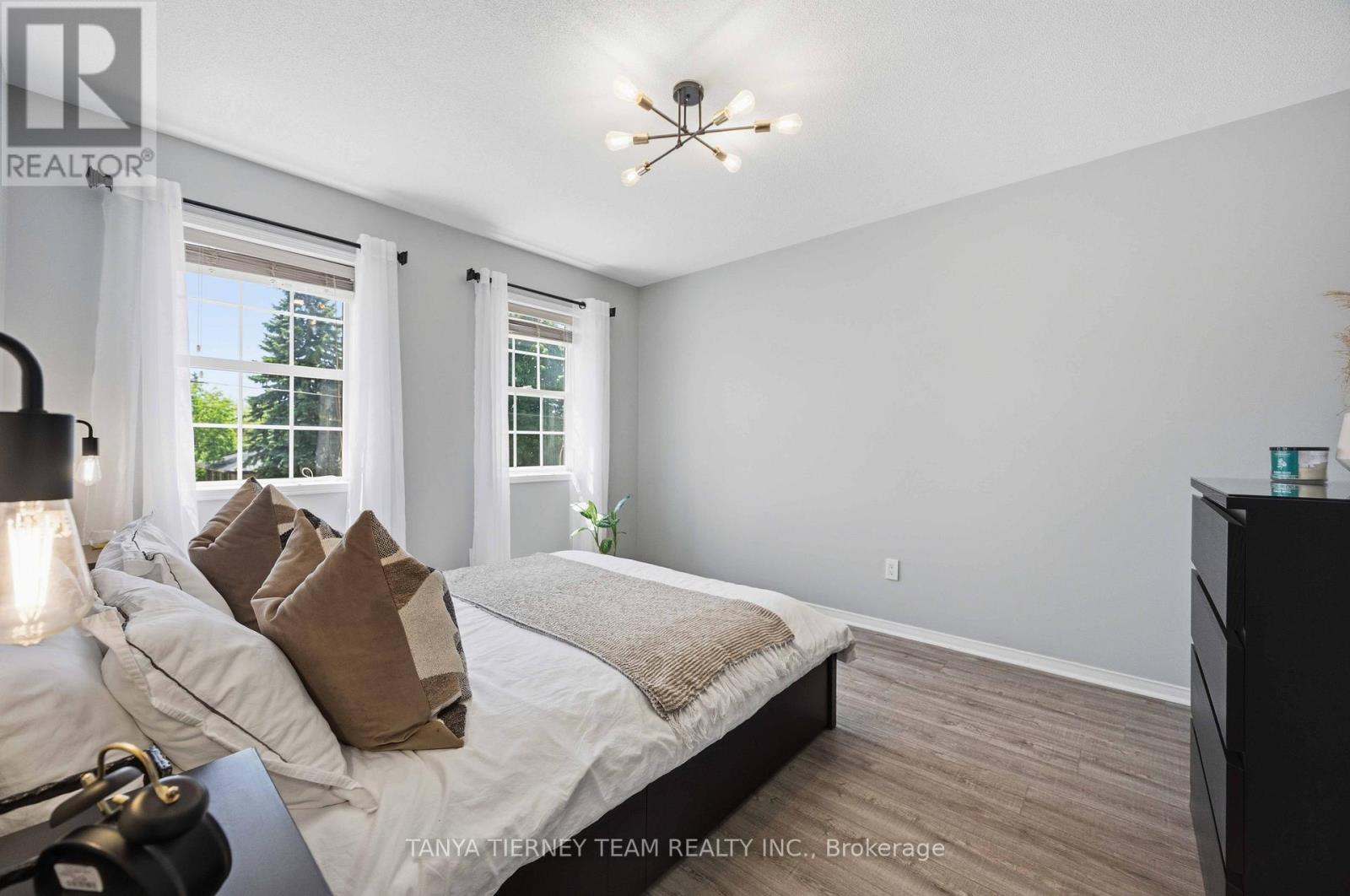 76 Vipond Road, Whitby, Ontario  L1M 2P2 - Photo 30 - E13723056