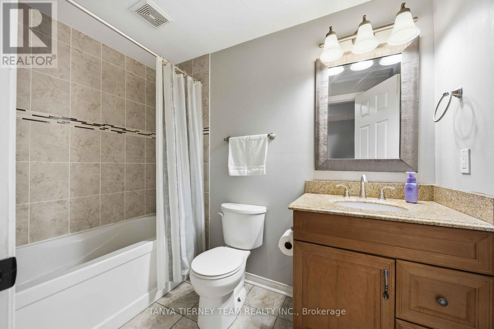 76 Vipond Road, Whitby, Ontario  L1M 2P2 - Photo 38 - E13723056