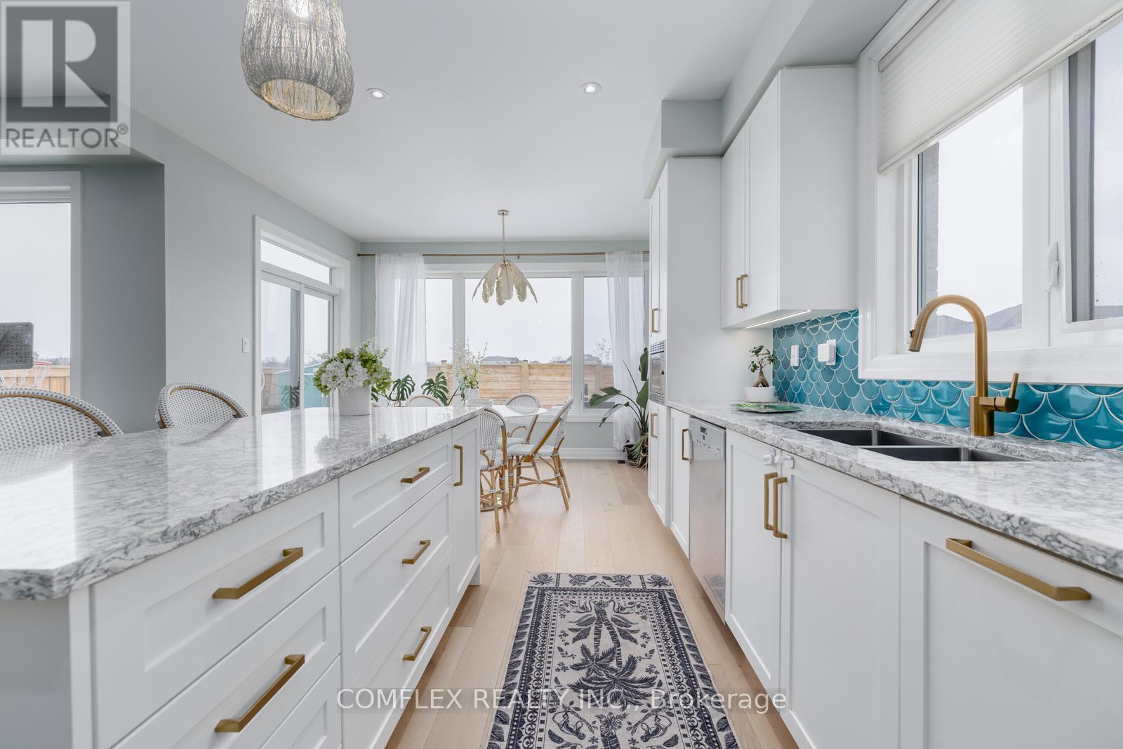 59 Maskell Crescent, Whitby, Ontario  L1P 0J6 - Photo 10 - E13723110