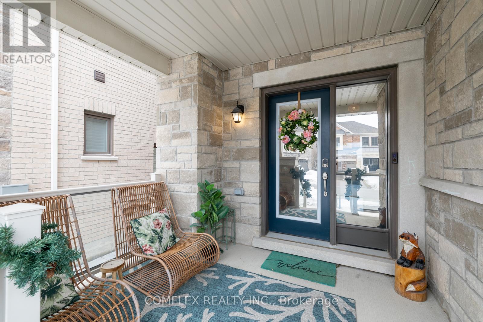 59 Maskell Crescent, Whitby, Ontario  L1P 0J6 - Photo 2 - E13723110