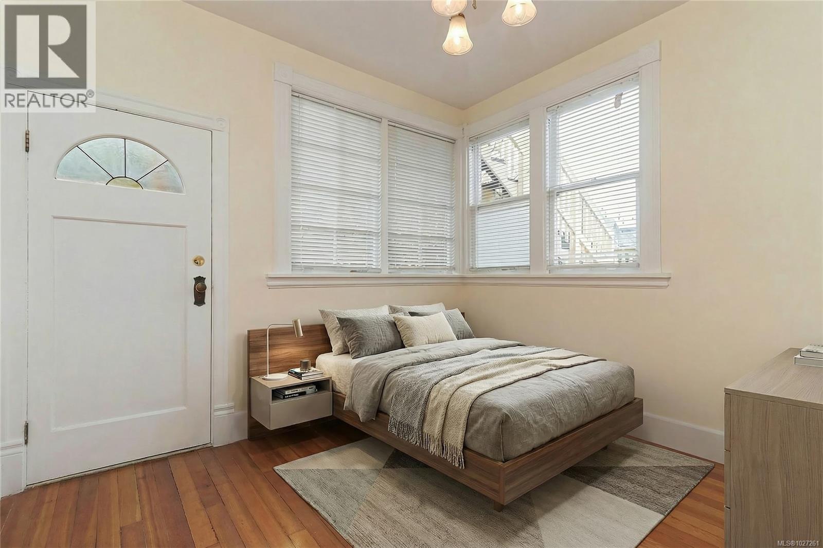 1418 Fernwood Rd, Victoria, British Columbia  V8V 4P7 - Photo 15 - 1027261