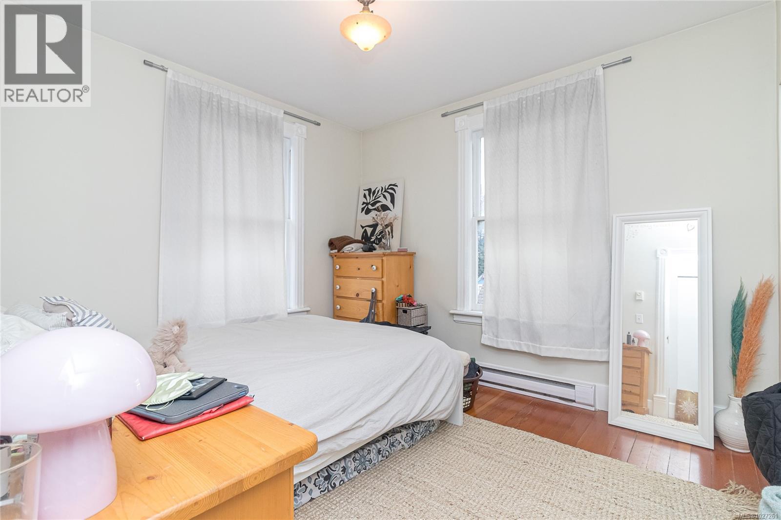 1418 Fernwood Rd, Victoria, British Columbia  V8V 4P7 - Photo 21 - 1027261