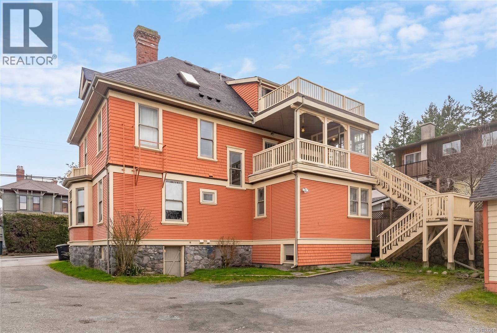 1418 Fernwood Rd, Victoria, British Columbia  V8V 4P7 - Photo 57 - 1027261