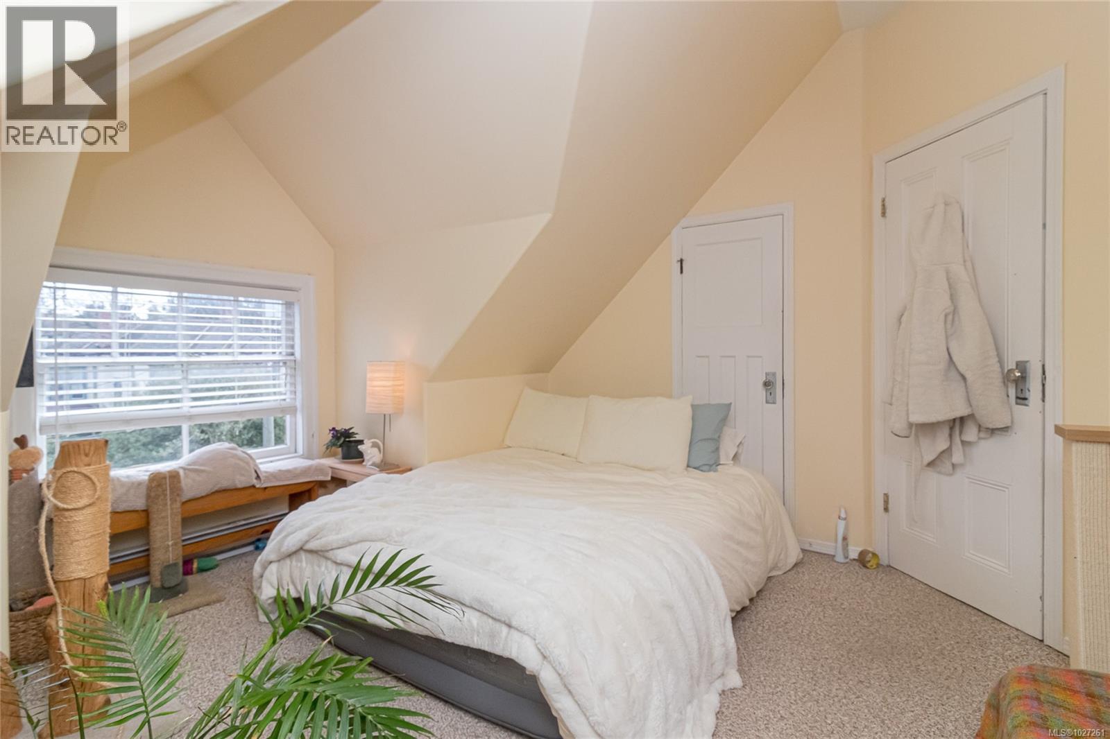 1418 Fernwood Rd, Victoria, British Columbia  V8V 4P7 - Photo 39 - 1027261