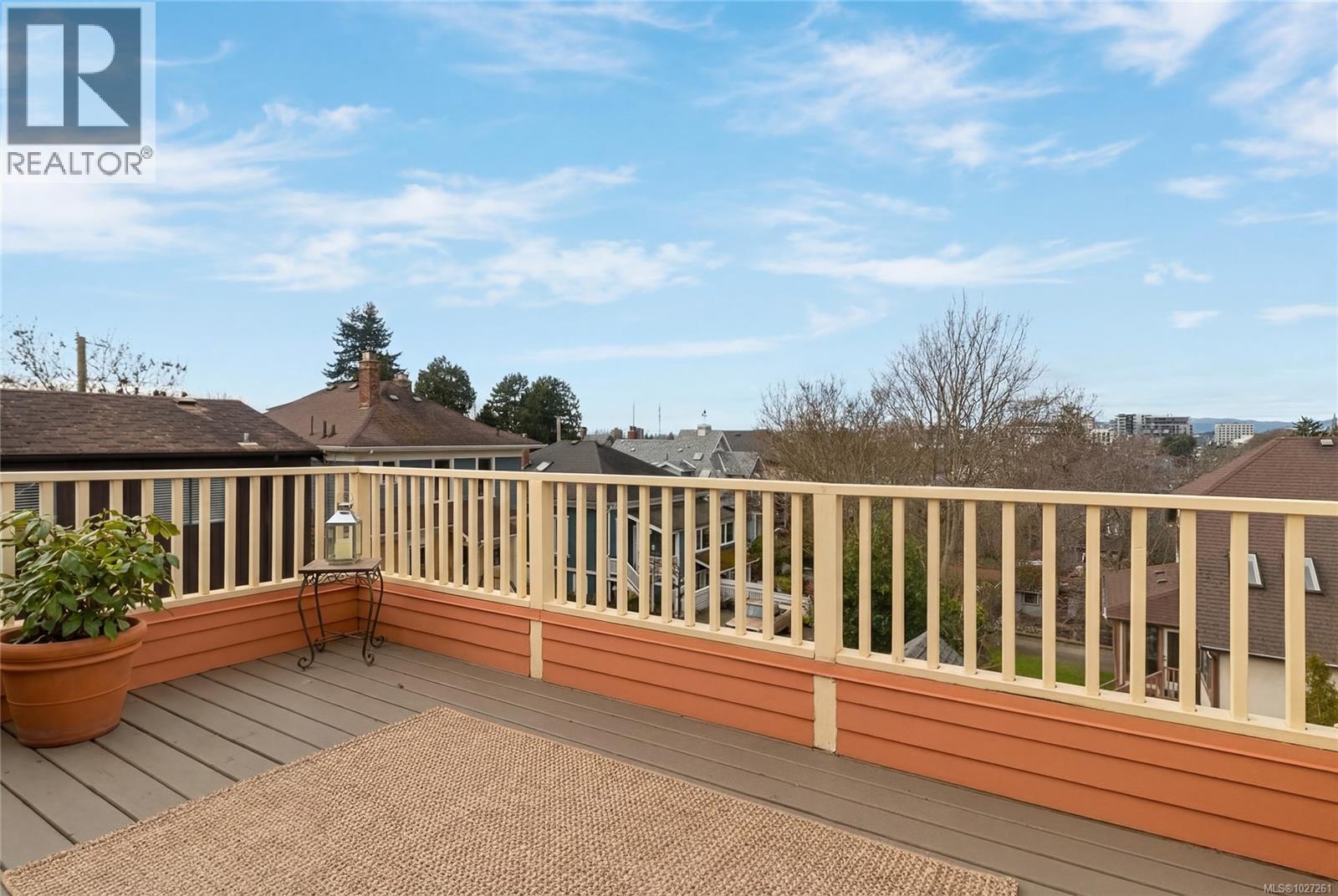 1418 Fernwood Rd, Victoria, British Columbia  V8V 4P7 - Photo 44 - 1027261
