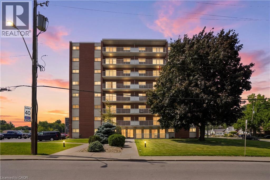 8 WOODMAN Drive S Unit# 208, Hamilton, Ontario