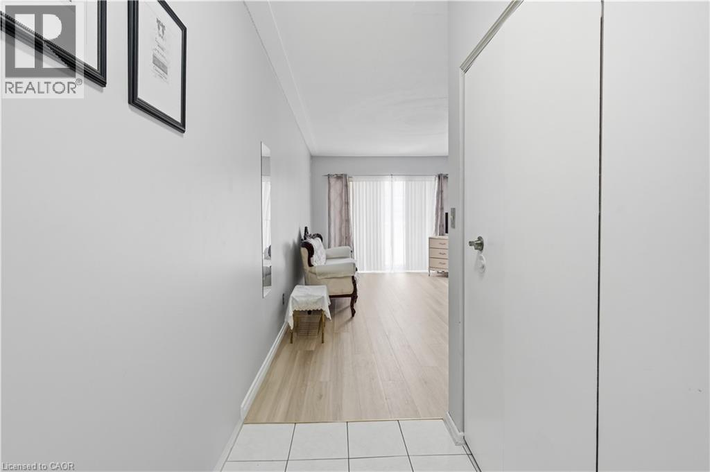 8 Woodman Drive Unit# 208, Hamilton, Ontario  L8K 4C9 - Photo 9 - 40859074