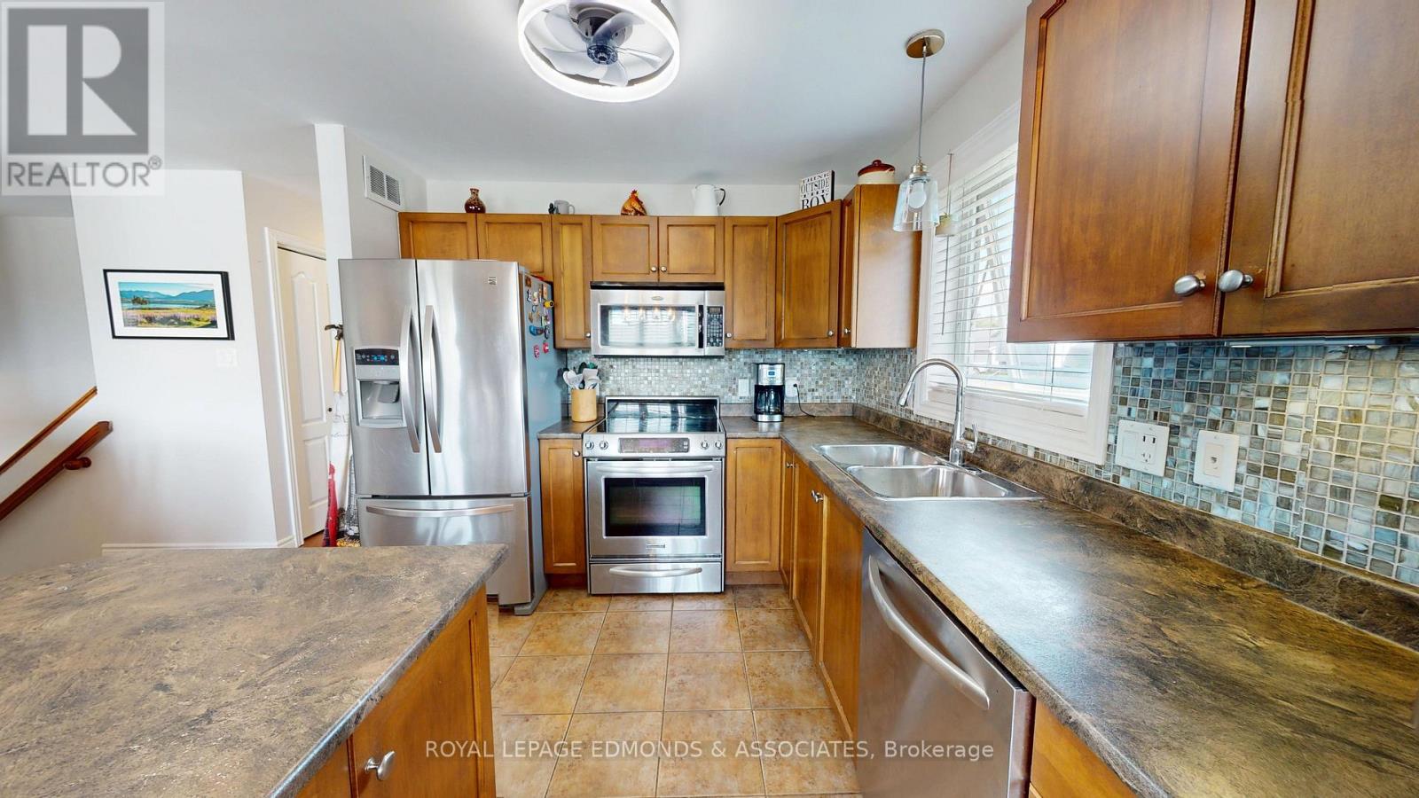 47 Winfield Street, Petawawa, Ontario  K8H 0A2 - Photo 14 - X13723086
