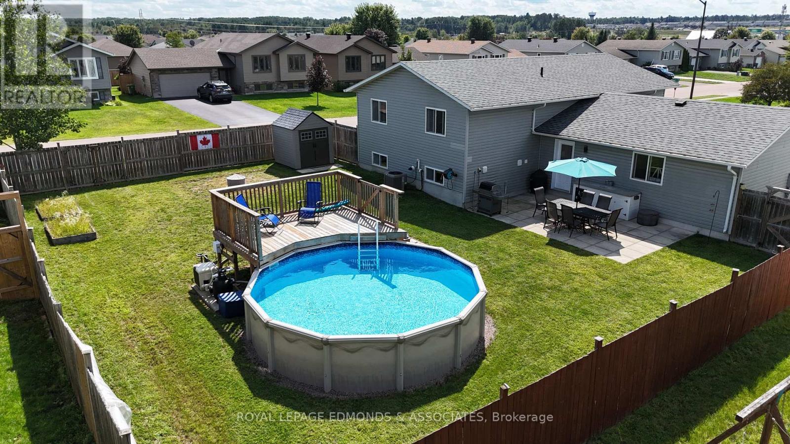 47 Winfield Street, Petawawa, Ontario  K8H 0A2 - Photo 37 - X13723086
