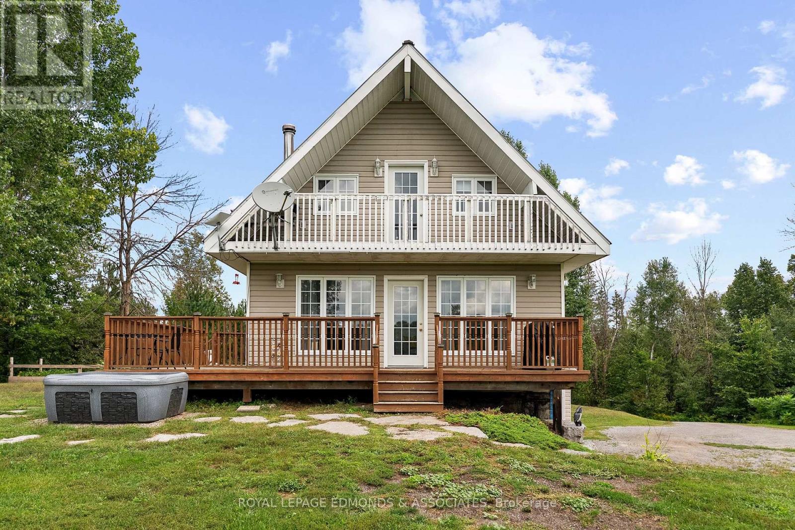 135 BEHM LINE, Admaston/Bromley, Ontario