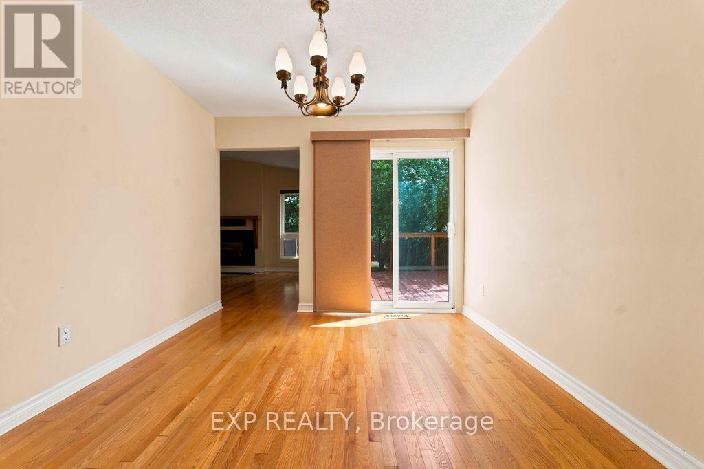 28 Glenmoriston Avenue, Ottawa, Ontario  K2L 2S2 - Photo 10 - X13723038