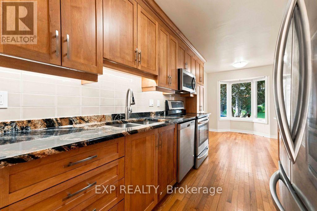 28 Glenmoriston Avenue, Ottawa, Ontario  K2L 2S2 - Photo 6 - X13723038