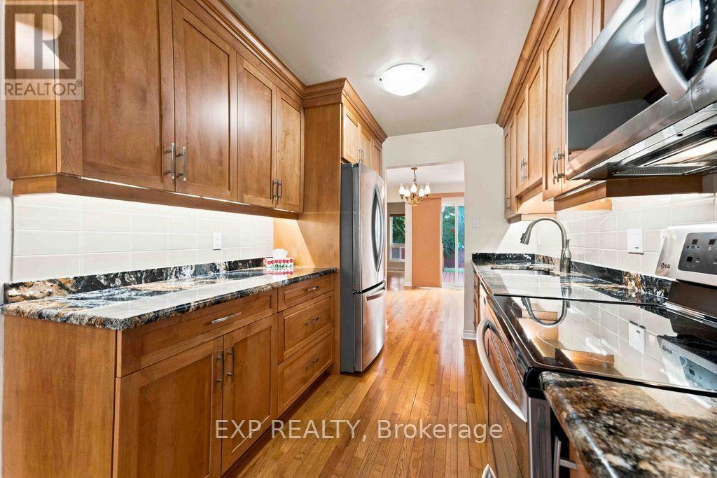 28 Glenmoriston Avenue, Ottawa, Ontario  K2L 2S2 - Photo 9 - X13723038