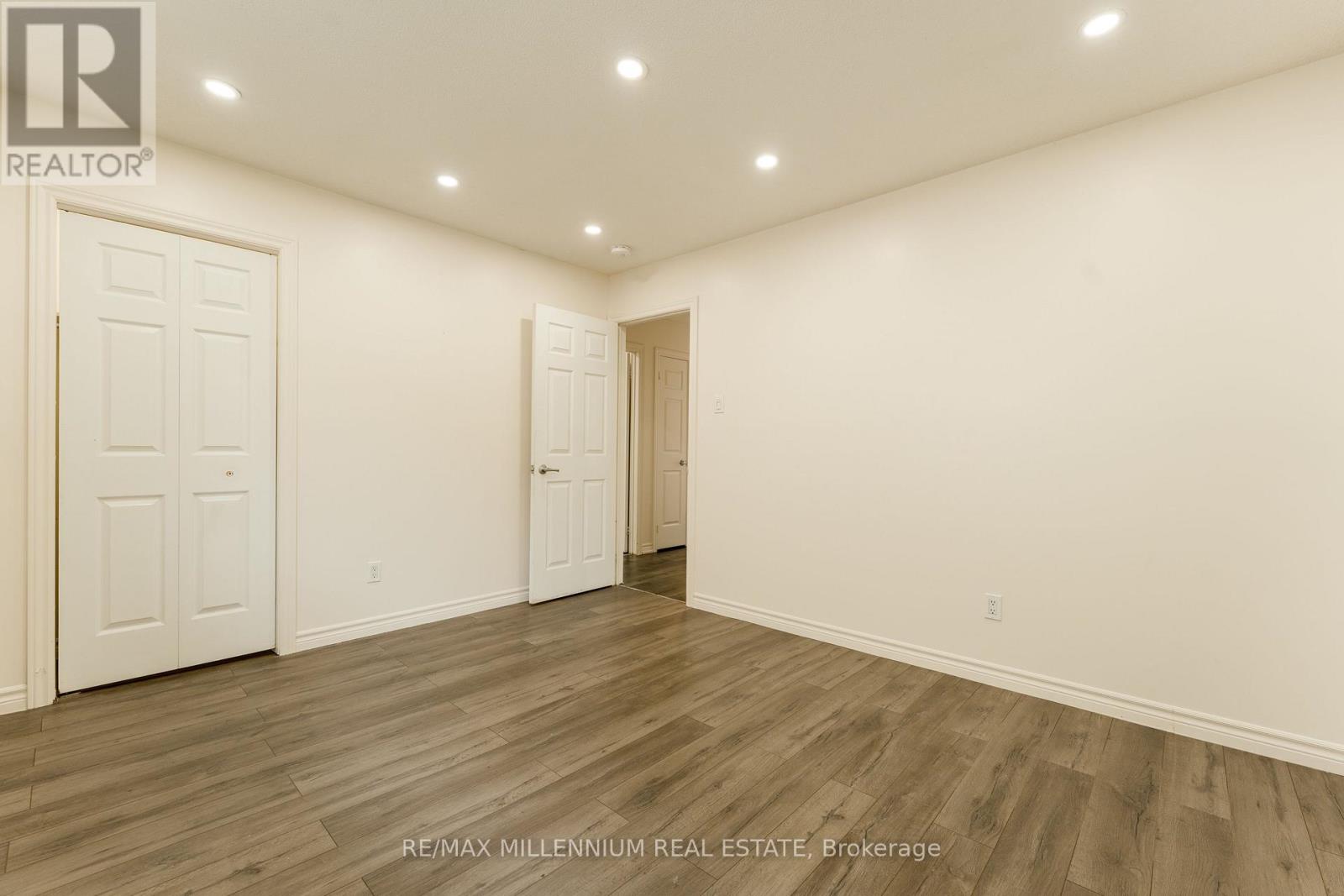 117 Rose Street, Barrie (Wellington), Ontario  L4M 2T6 - Photo 25 - S13723032