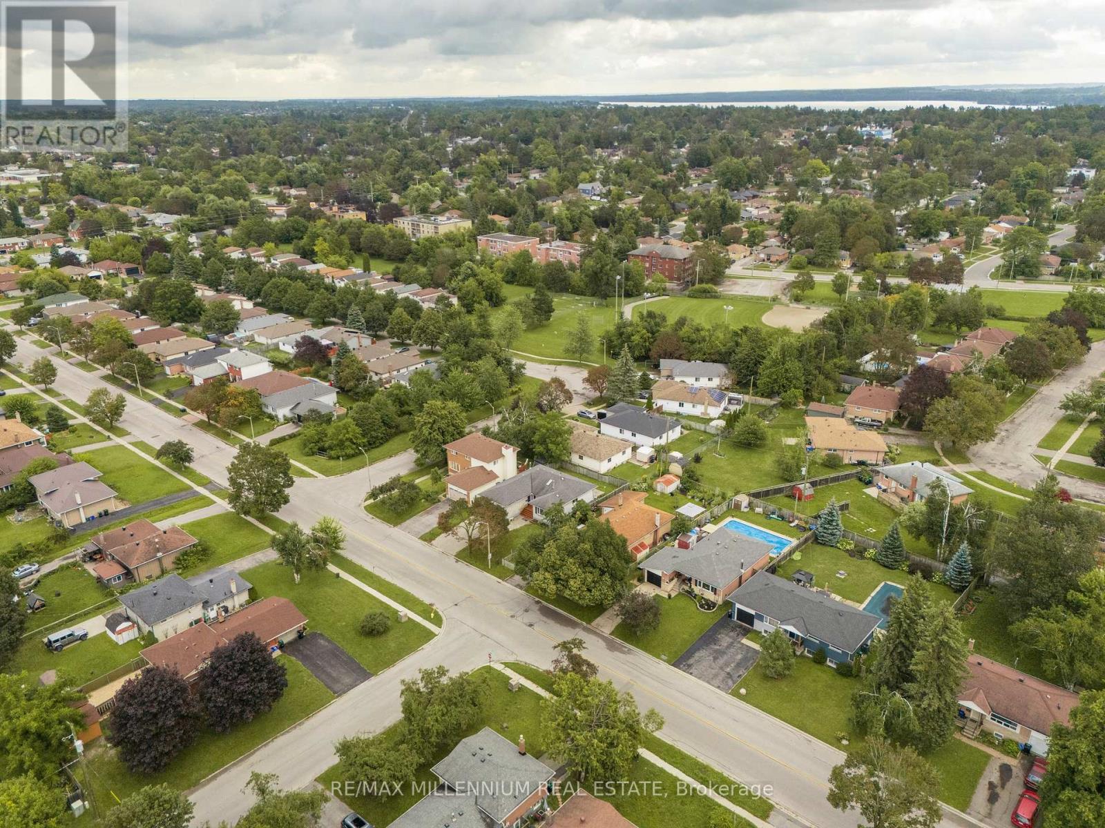 117 Rose Street, Barrie (Wellington), Ontario  L4M 2T6 - Photo 47 - S13723032