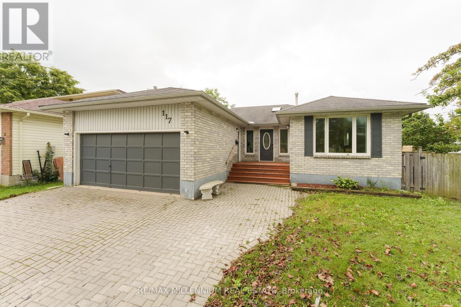 117 Rose Street, Barrie (Wellington), Ontario  L4M 2T6 - Photo 5 - S13723032
