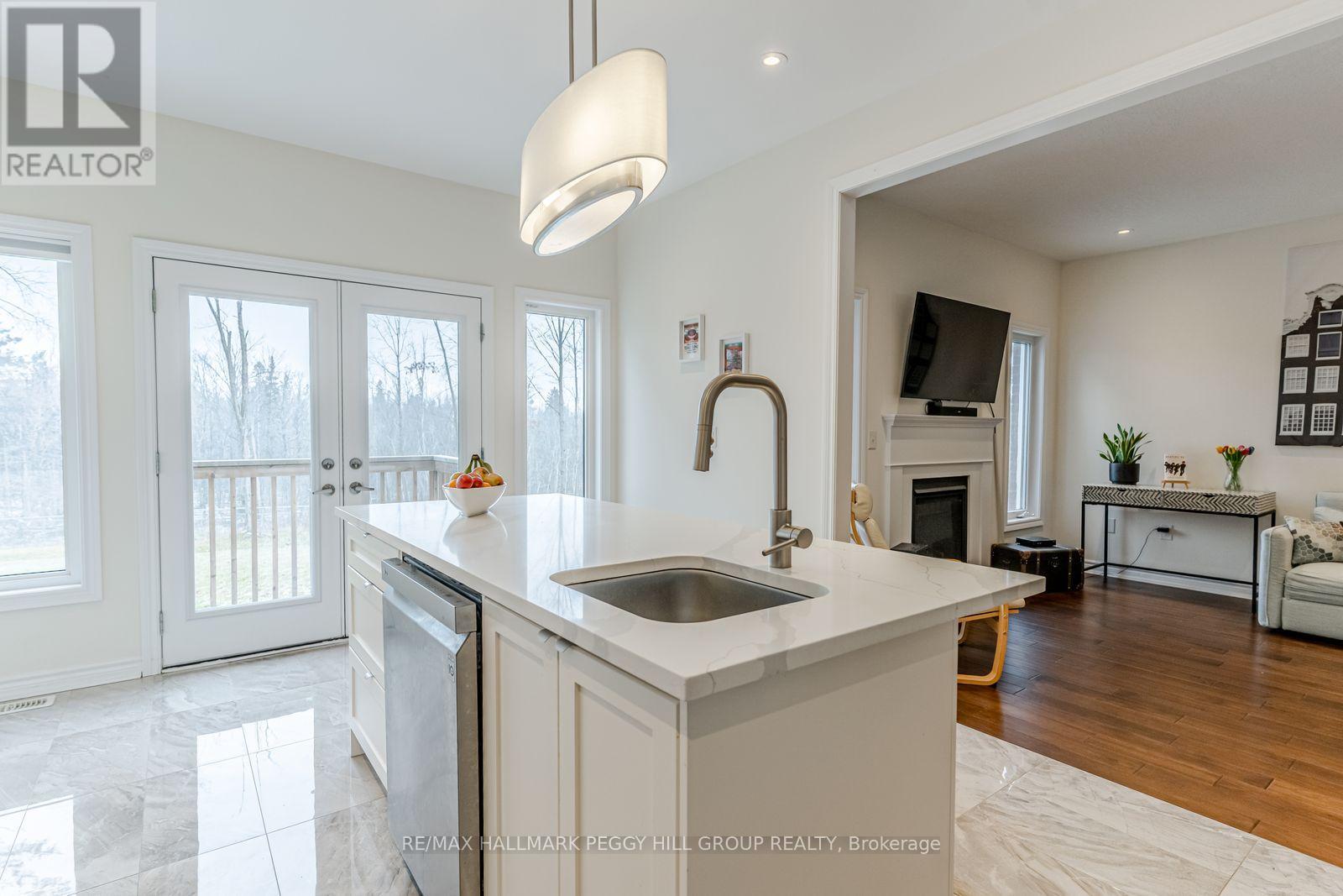 82 Diamond Valley Drive, Oro-Medonte (Sugarbush), Ontario  L0L 2E0 - Photo 6 - S13723106