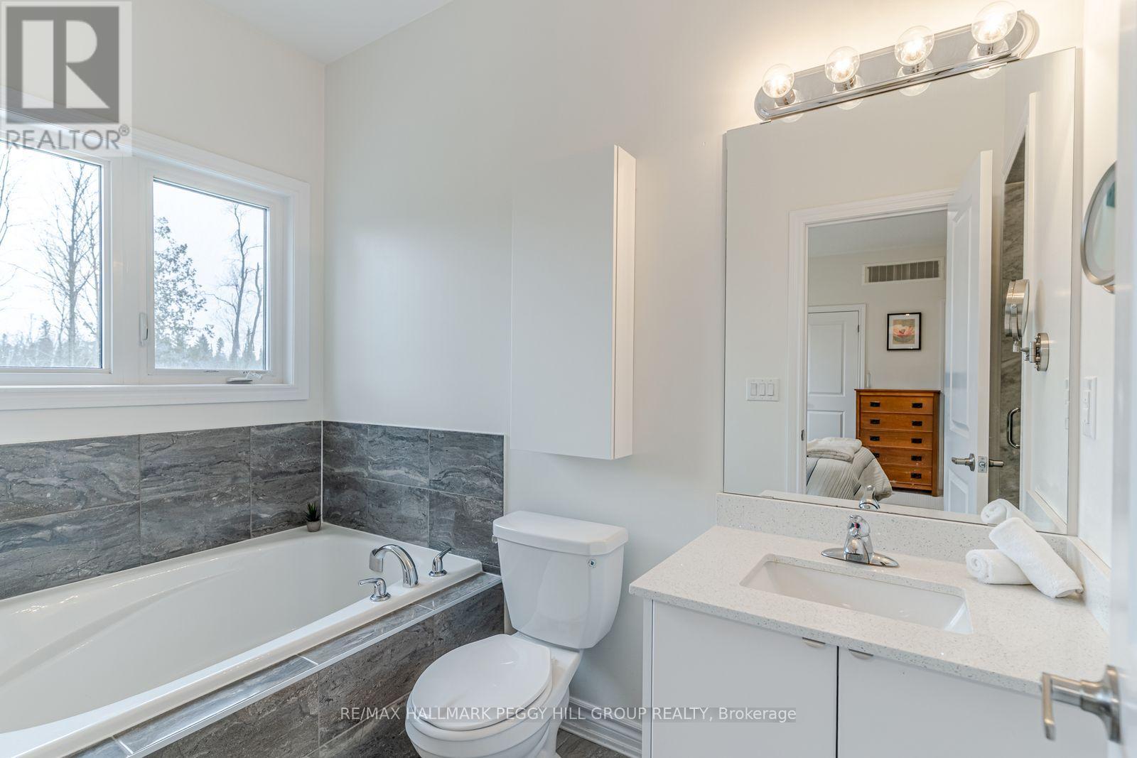 82 Diamond Valley Drive, Oro-Medonte (Sugarbush), Ontario  L0L 2E0 - Photo 9 - S13723106