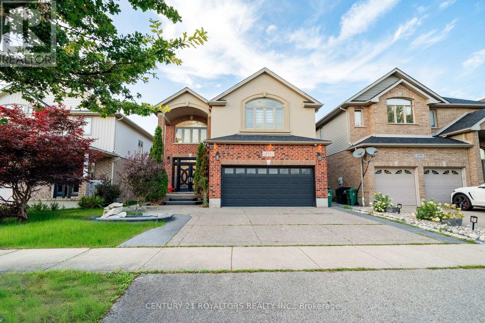 444 THOMAS SLEE DRIVE, Kitchener, Ontario