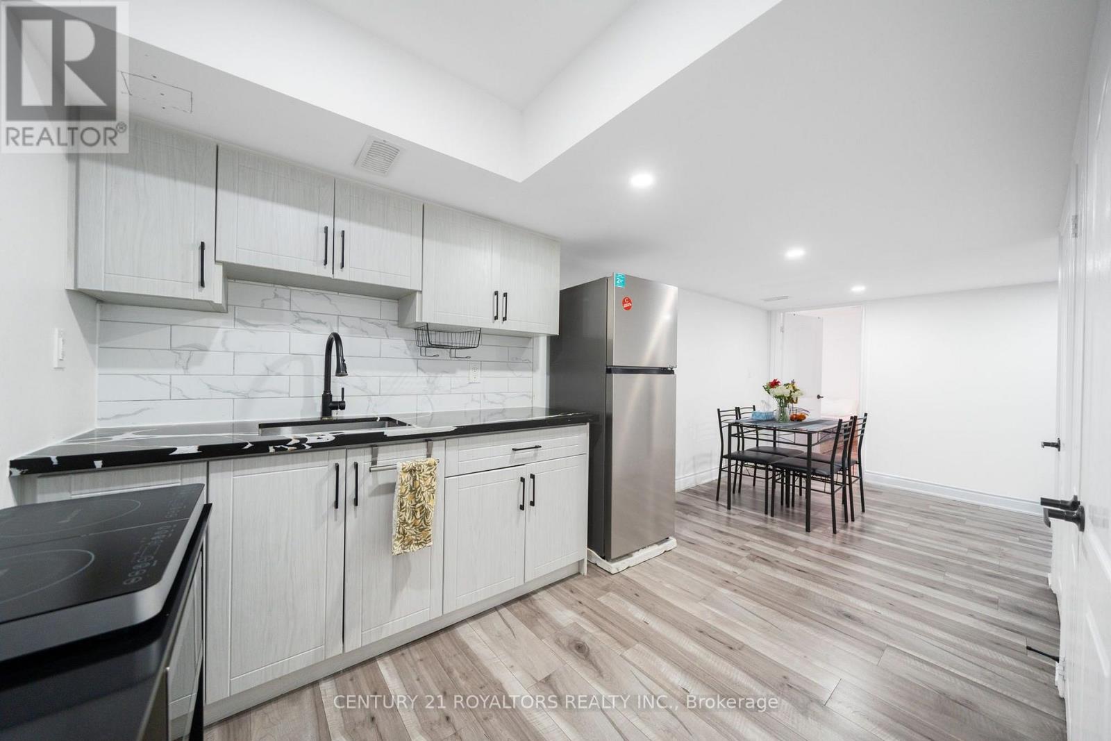 444 Thomas Slee Drive, Kitchener, Ontario  N2P 2X6 - Photo 27 - X13714980