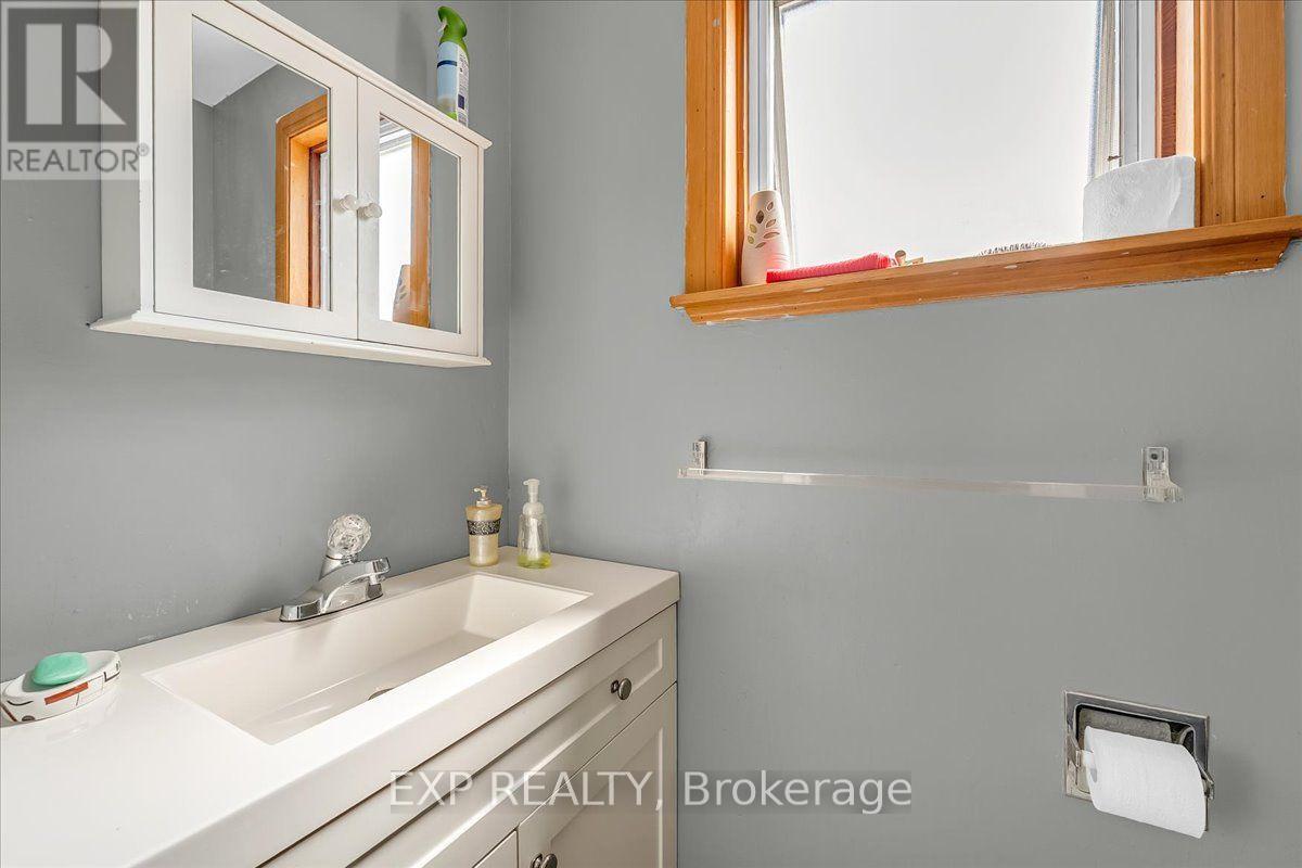 3313 Acala Crescent, Mississauga, Ontario  L5A 3E4 - Photo 14 - W13723042