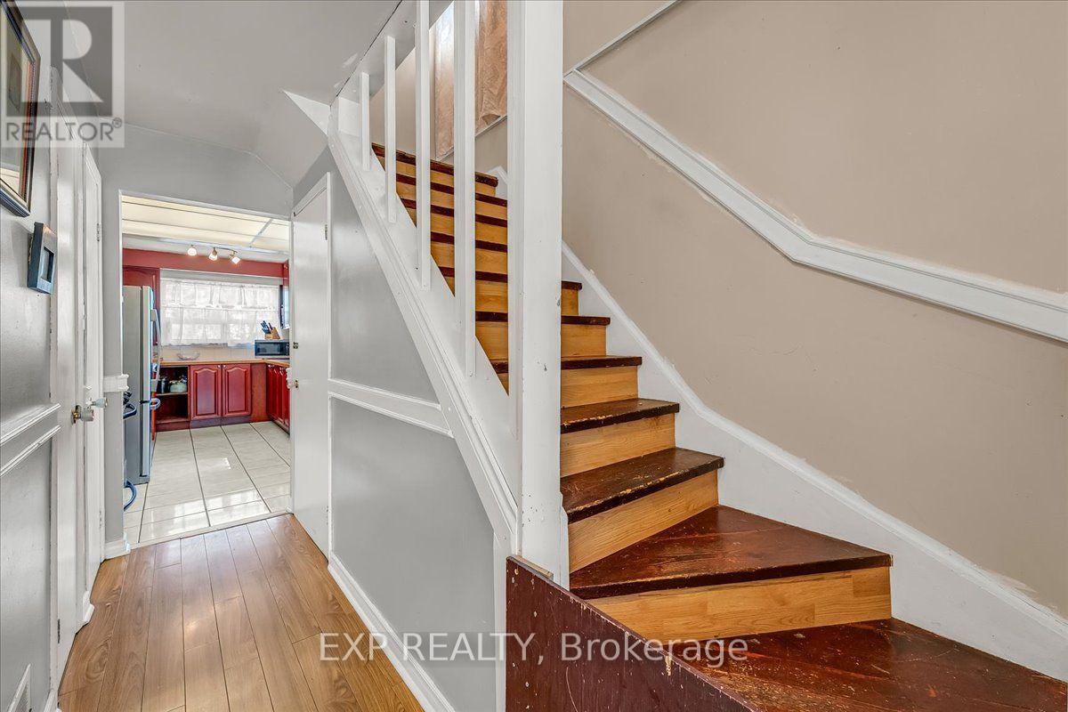 3313 Acala Crescent, Mississauga, Ontario  L5A 3E4 - Photo 15 - W13723042