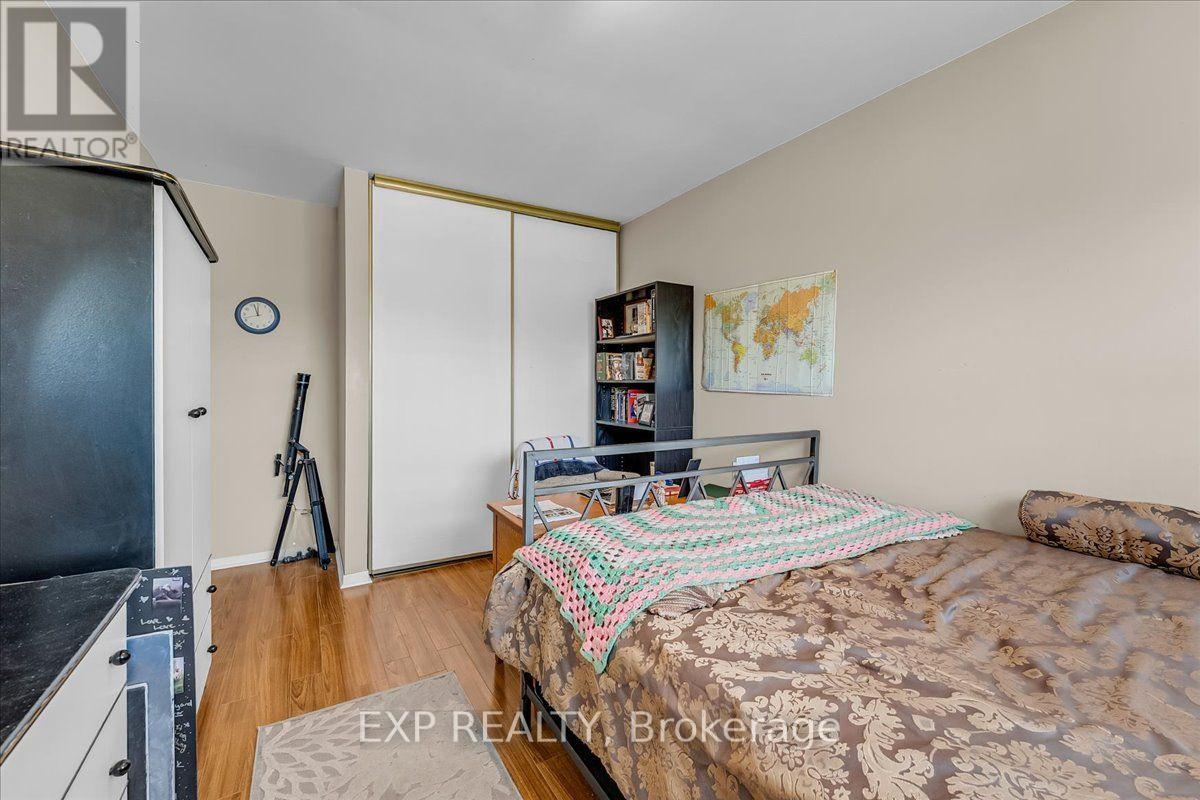 3313 Acala Crescent, Mississauga, Ontario  L5A 3E4 - Photo 22 - W13723042
