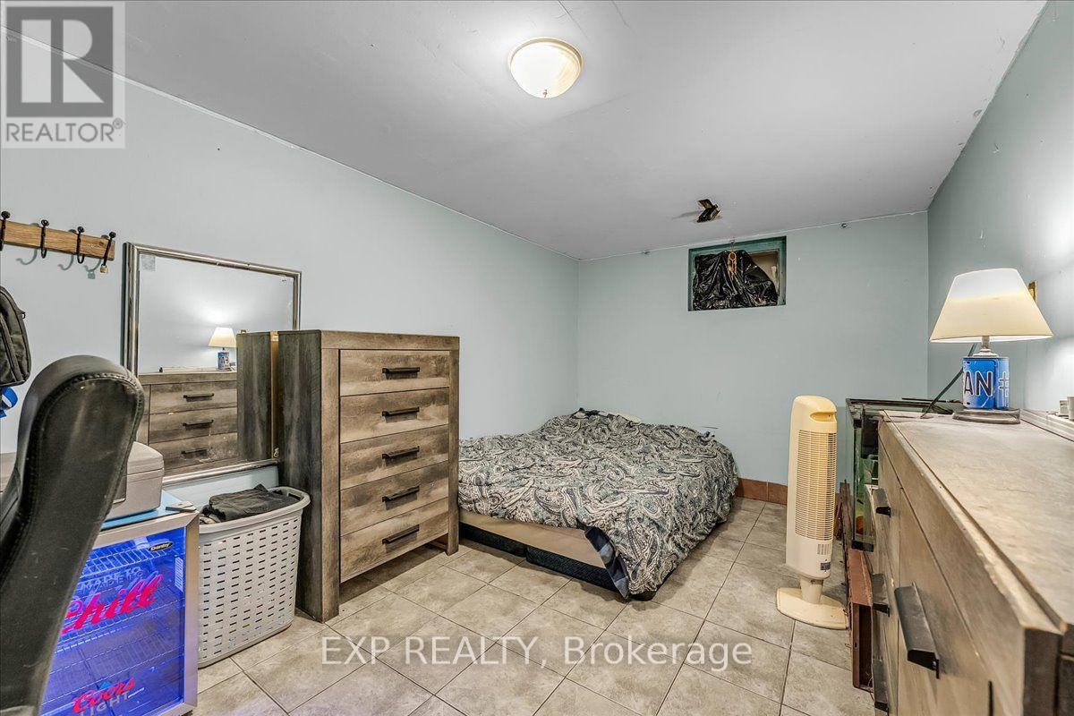 3313 Acala Crescent, Mississauga, Ontario  L5A 3E4 - Photo 30 - W13723042