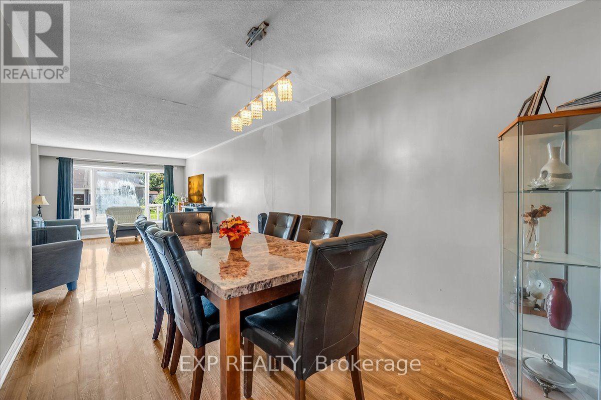 3313 Acala Crescent, Mississauga, Ontario  L5A 3E4 - Photo 9 - W13723042