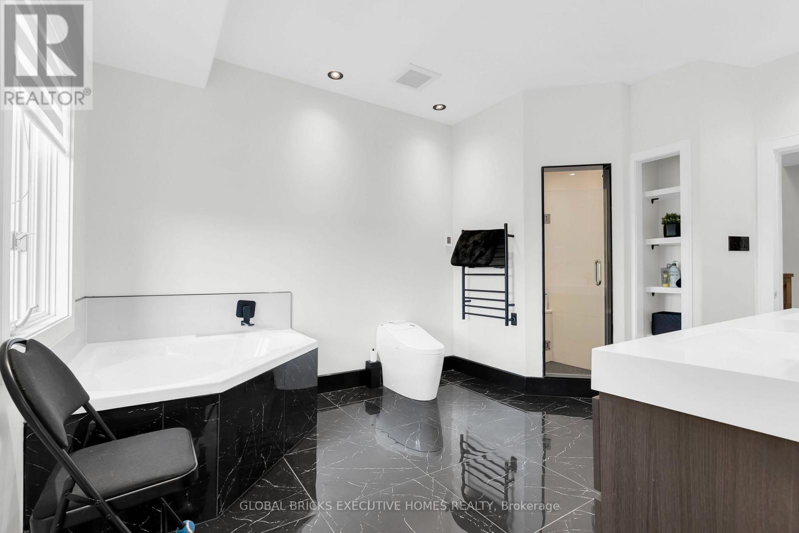 2169 Bonfield Court, Burlington, Ontario  L7P 2W7 - Photo 20 - W13723130