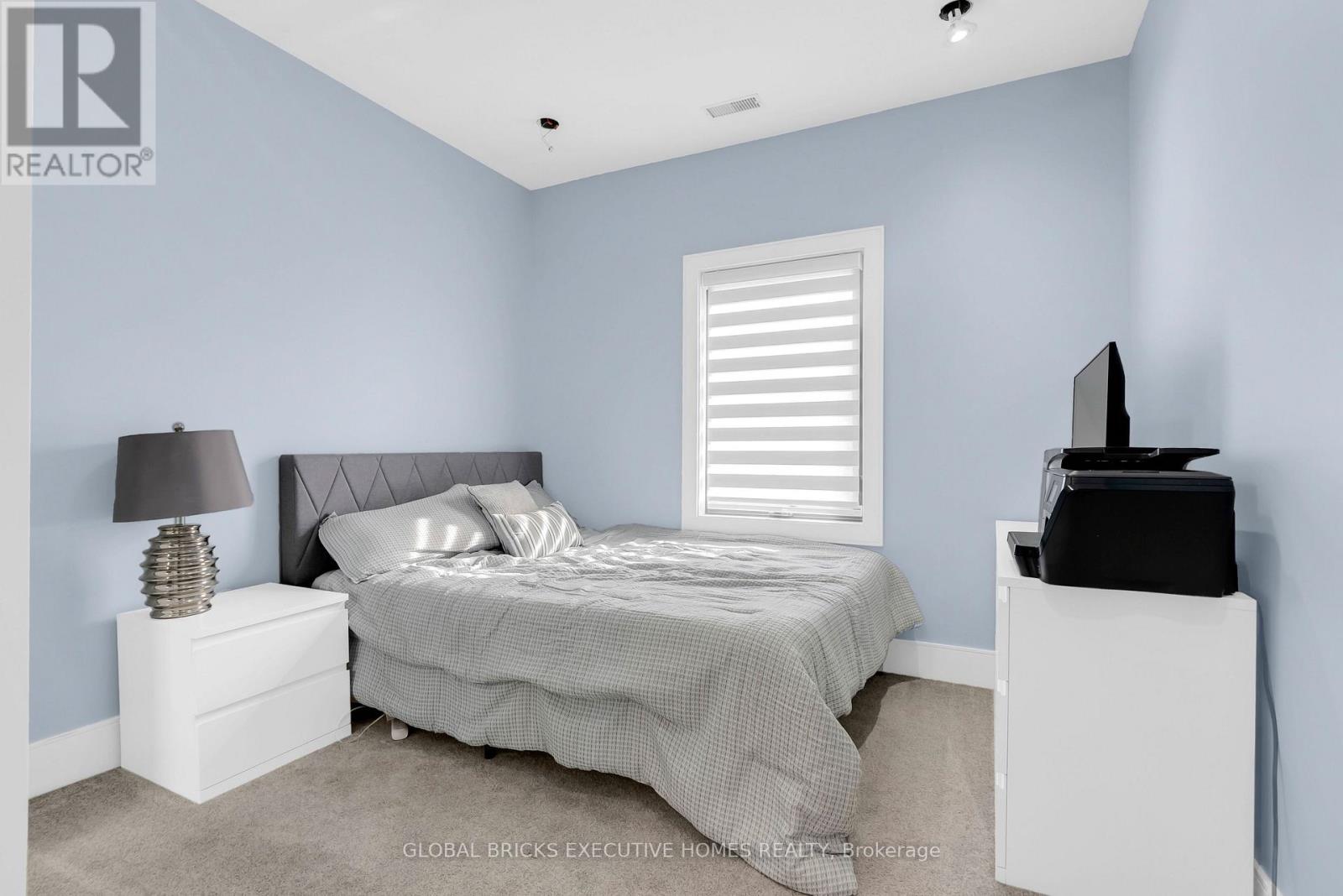 2169 Bonfield Court, Burlington, Ontario  L7P 2W7 - Photo 26 - W13723130