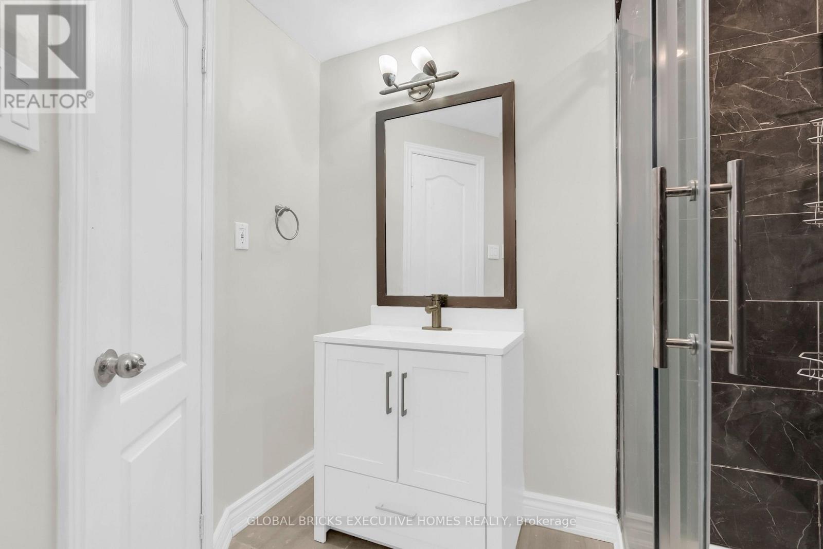 2169 Bonfield Court, Burlington, Ontario  L7P 2W7 - Photo 38 - W13723130
