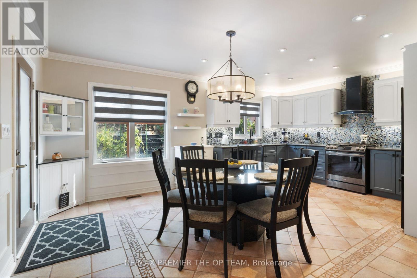 5 Southbury Manor Drive, Caledon, Ontario L7E 1X7 - Photo 15 - W13723136