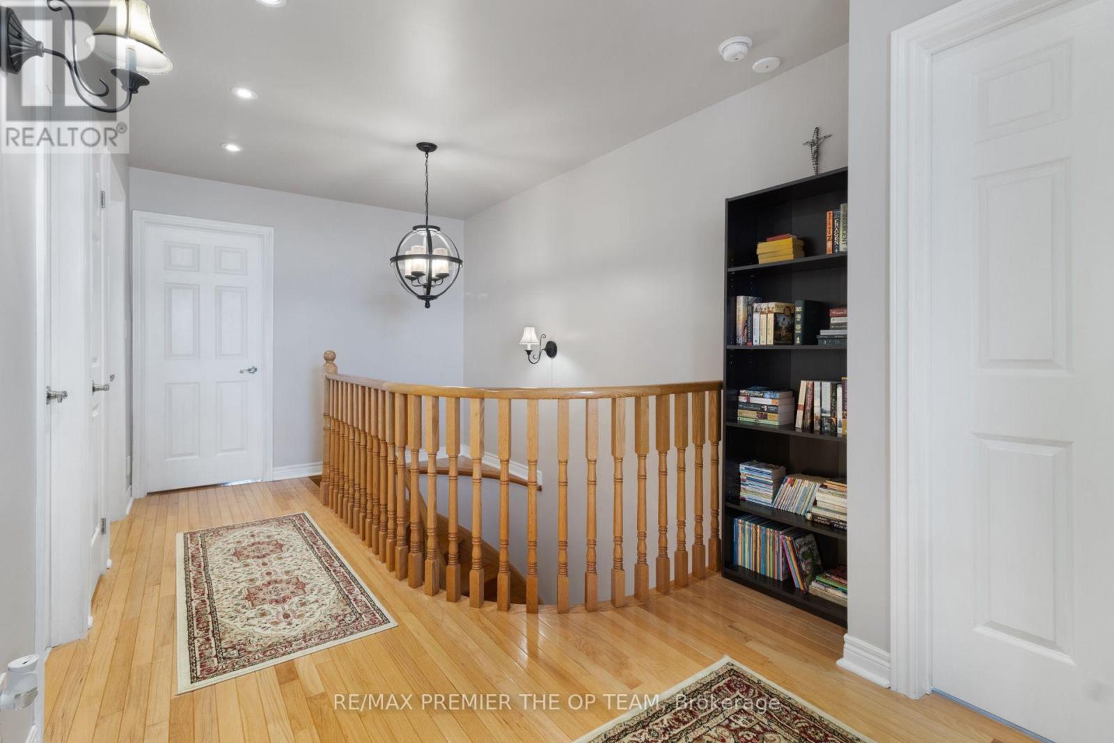 5 Southbury Manor Drive, Caledon, Ontario L7E 1X7 - Photo 17 - W13723136