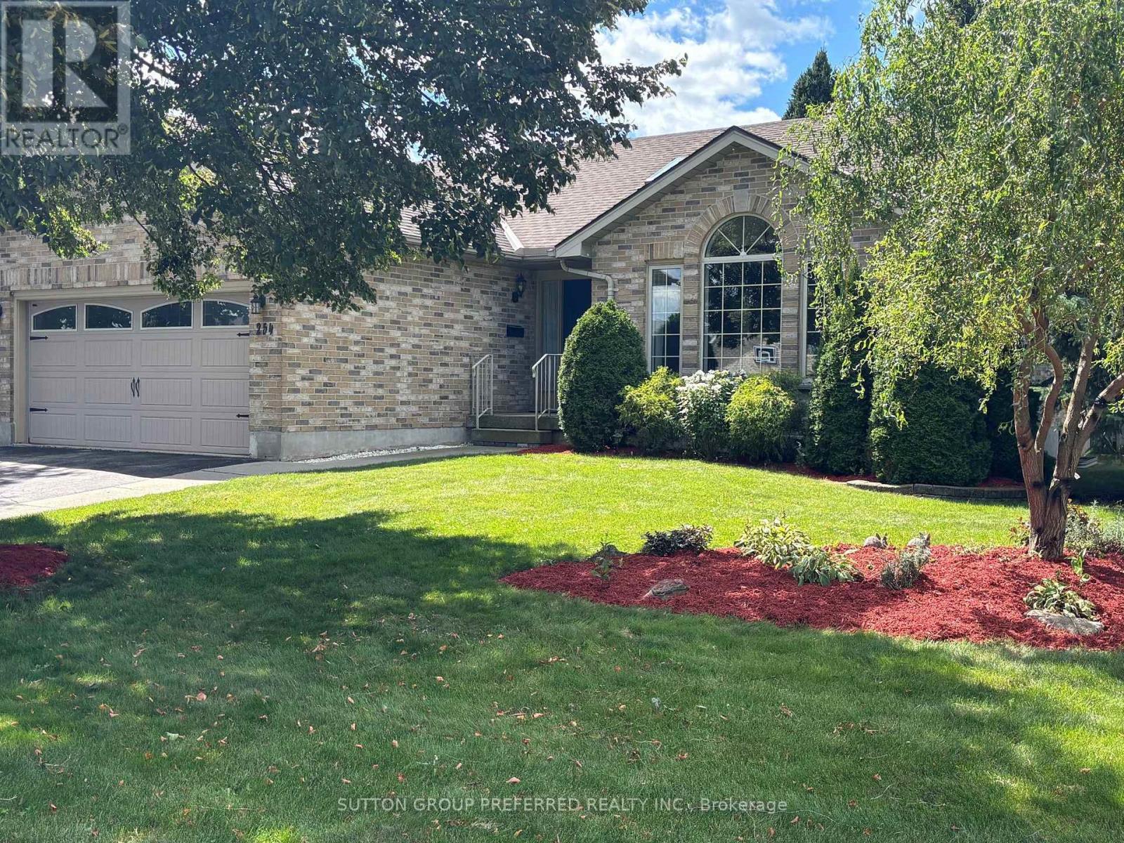 254 Kettle Creek Drive, Central Elgin, Ontario  N0L 1B0 - Photo 2 - X13543084
