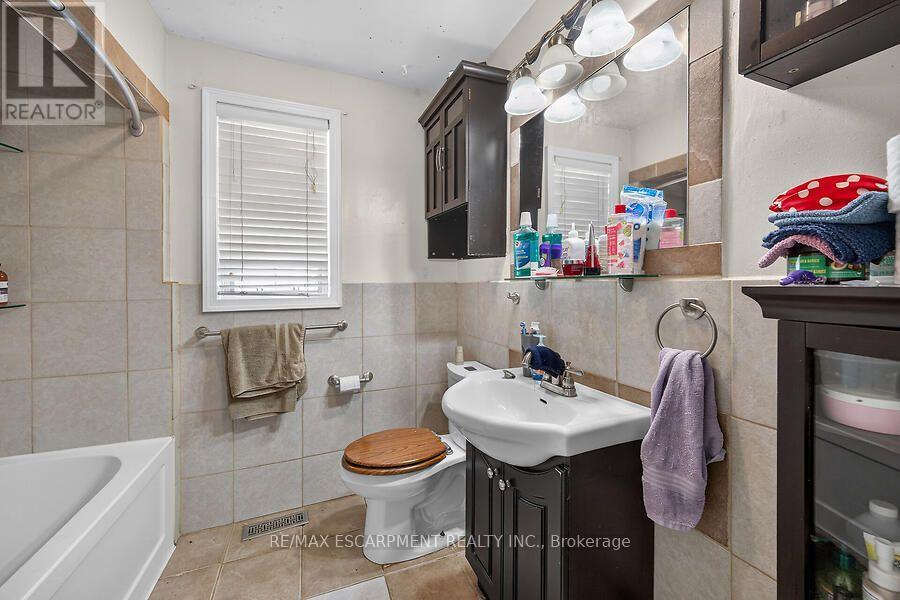 576 Rosseau Road, Hamilton, Ontario  L8K 4T8 - Photo 6 - X13723022