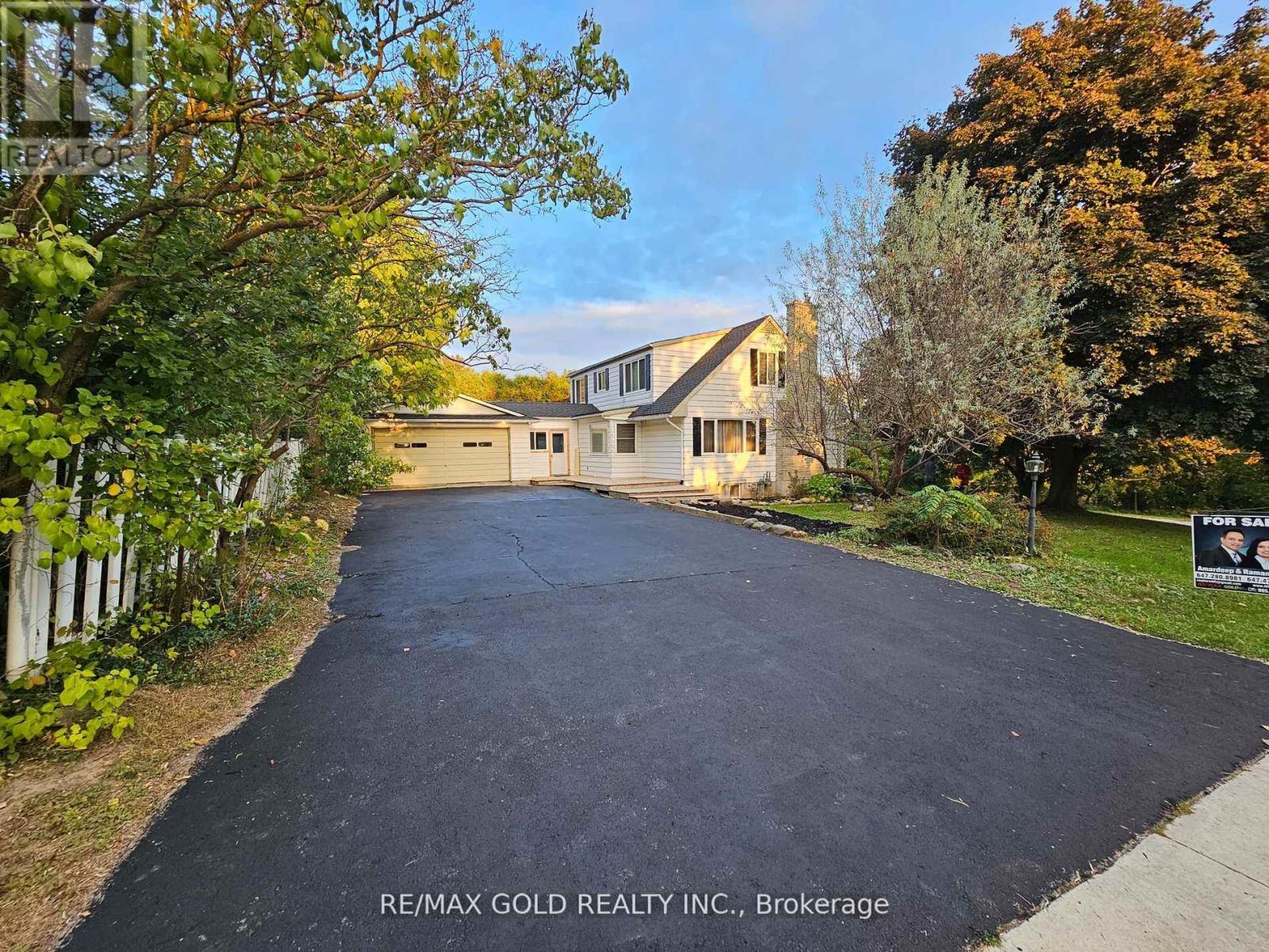 285 North Water Street W, Wellington North, Ontario  N0G 2L3 - Photo 2 - X13723028