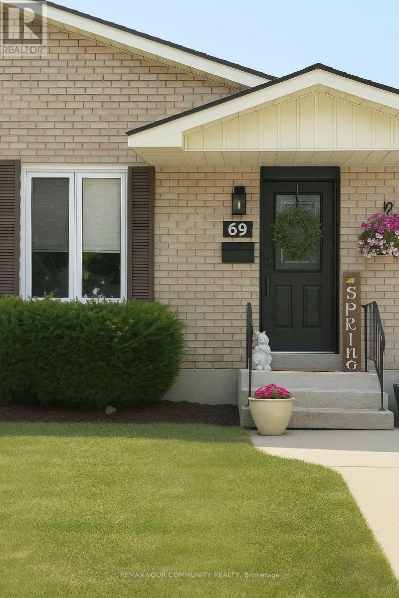69 BRANLYN CRESCENT, Brantford, Ontario