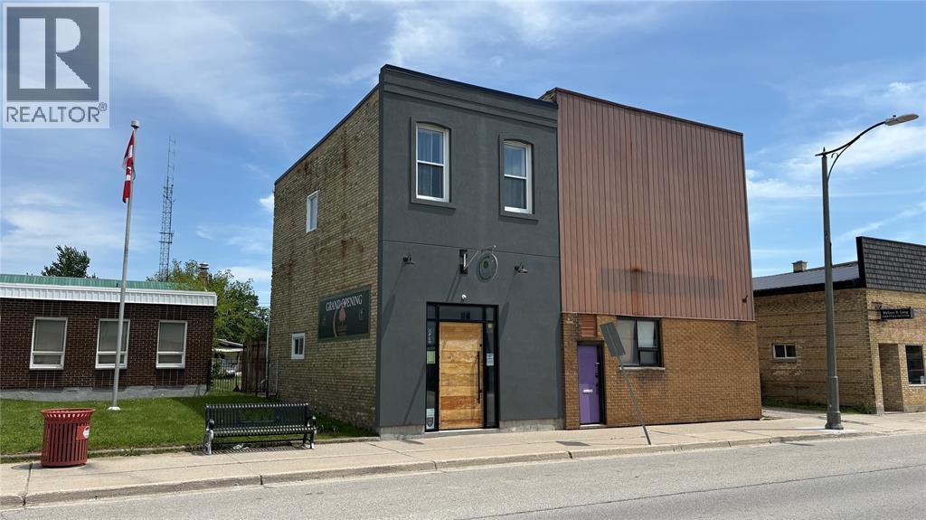 5294 NAUVOO ROAD, Warwick-Watford, Ontario