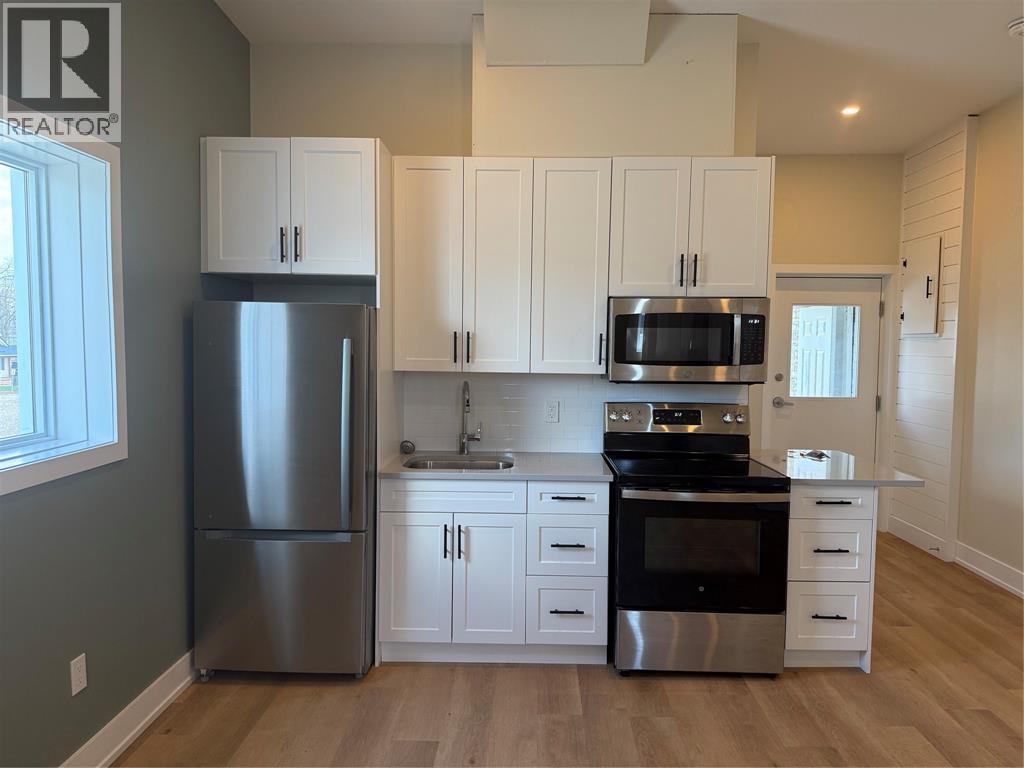 5294 Nauvoo Road, Warwick-Watford, Ontario  N0M 2S0 - Photo 3 - 26020743