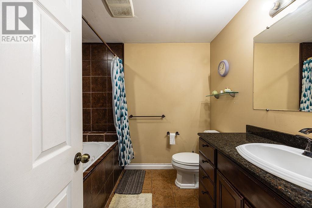 112 Oryme Ave, Sault Ste. Marie, Ontario  P6B 4C4 - Photo 9 - SM262311